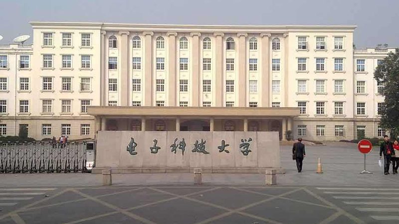 汽车电子代工质量管控：揭秘背后的标准与细节
